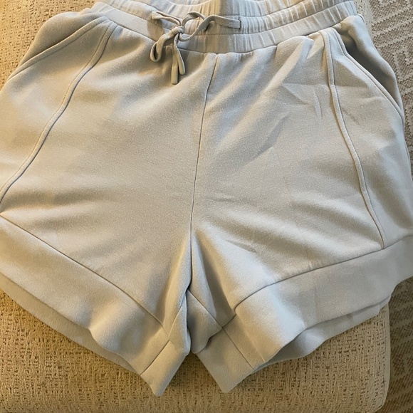 Varley Alder Short sz small - Picture 1 of 5
